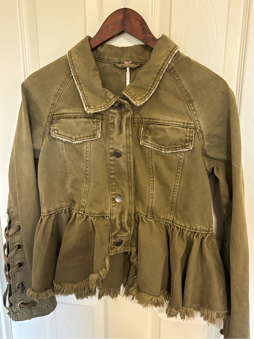 Free People Olive Ruffle Hem Denim Jacket Lace‑Up Cuffs XS - Picture 10 of 13